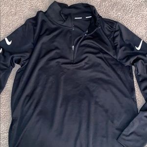 WOMENS NIKE half zip
